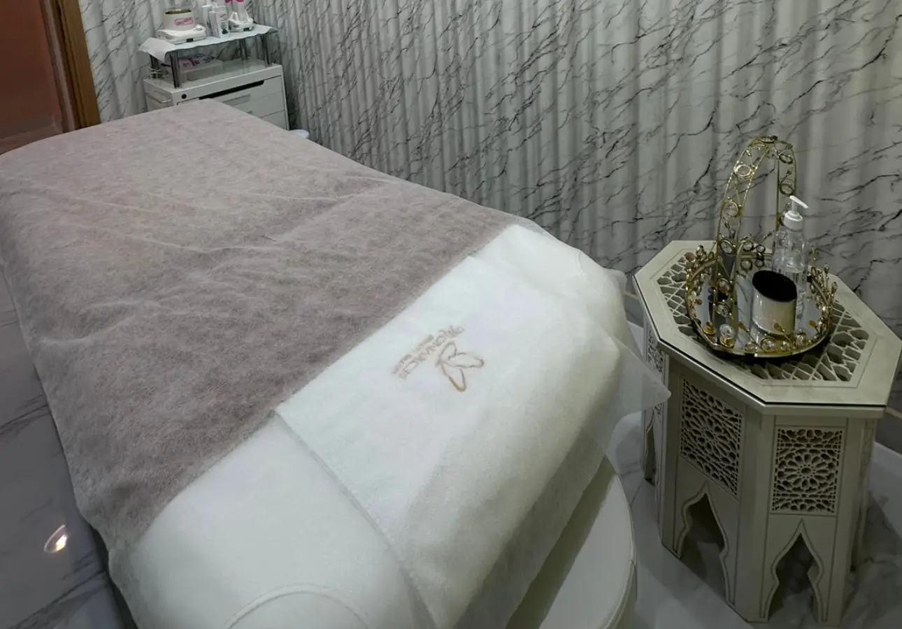 Hot stone massage treatment in serene spa environment Dubai